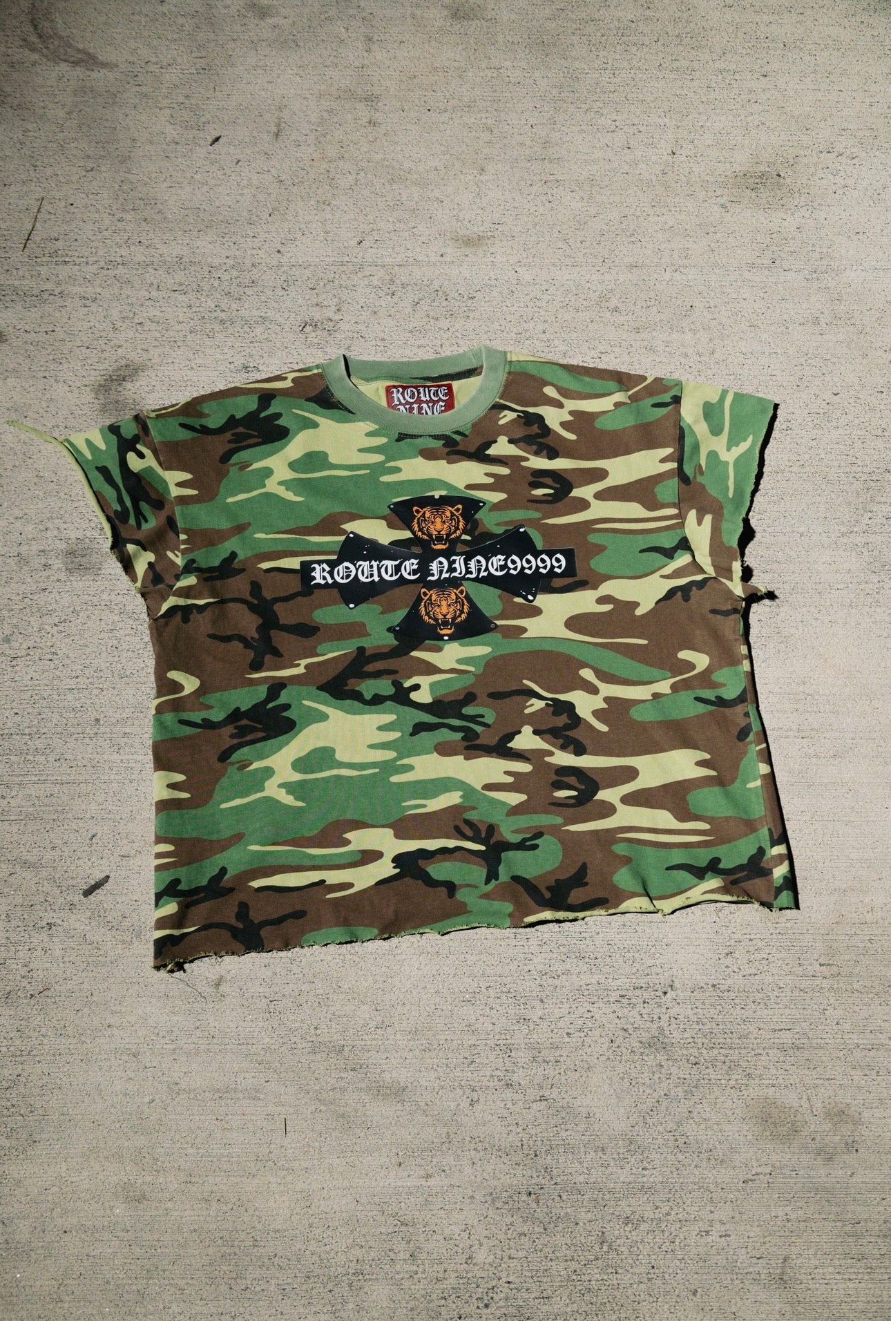 Jungle 9999 Tee