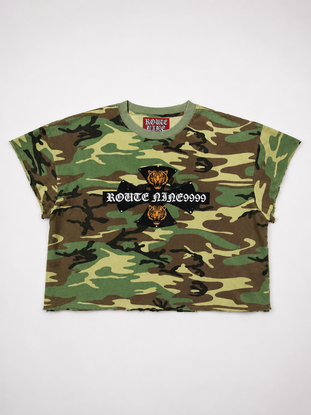 Jungle 9999 Tee